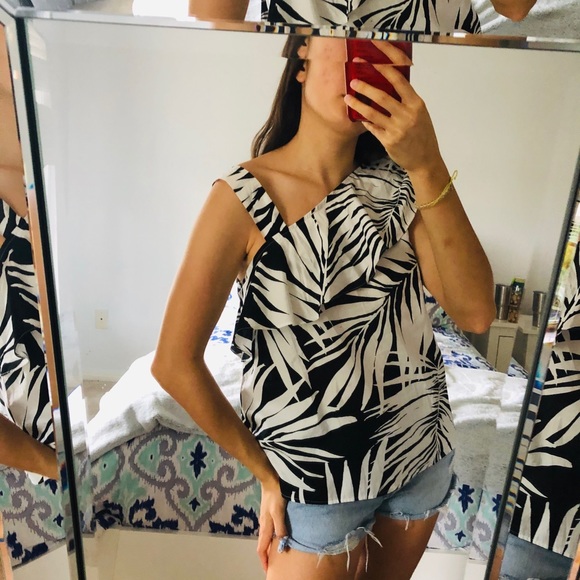 NWT Who What Wear Tropical Print Blouse - Picture 1 of 4